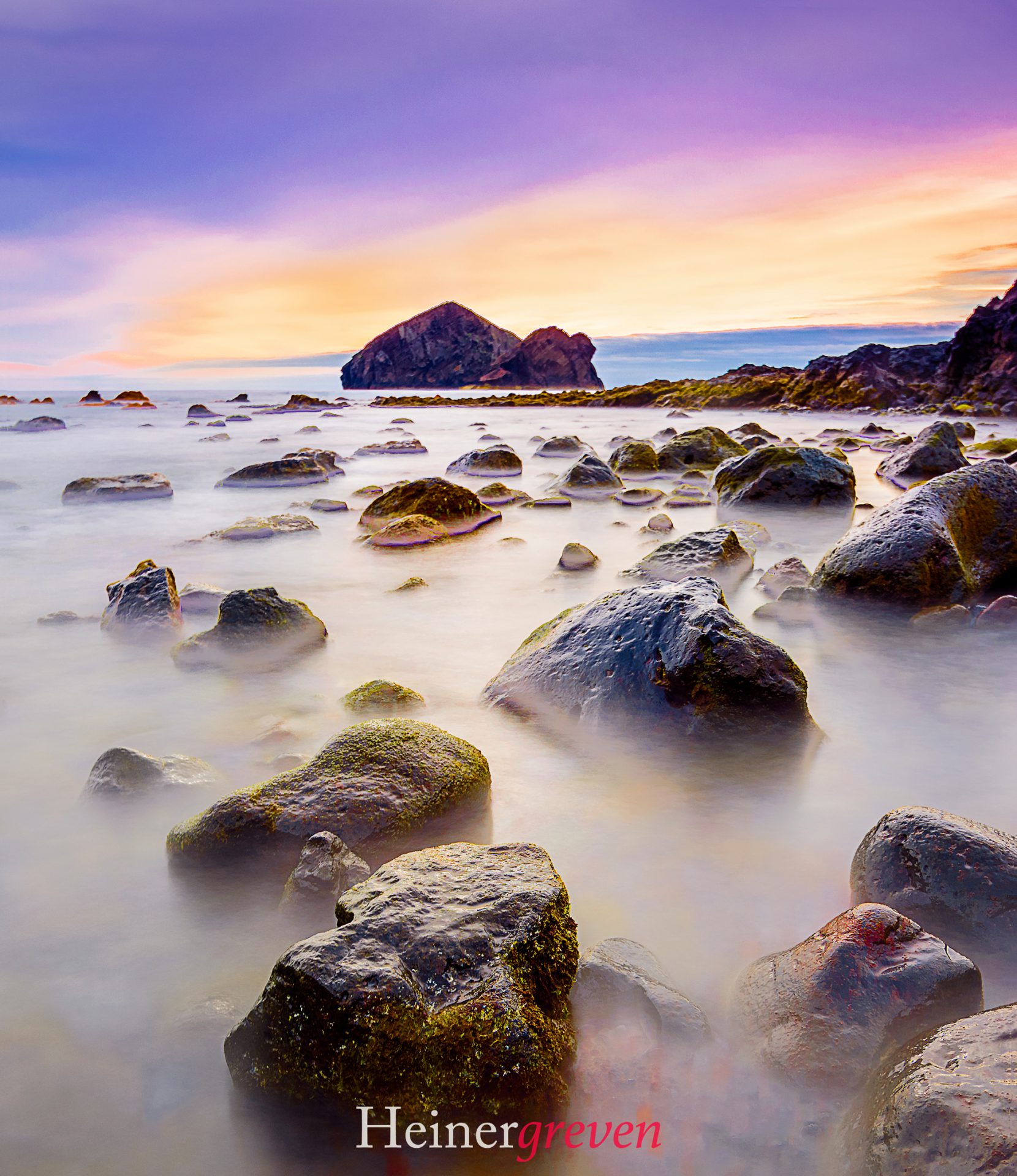 Azoren Felsformationen im Meer