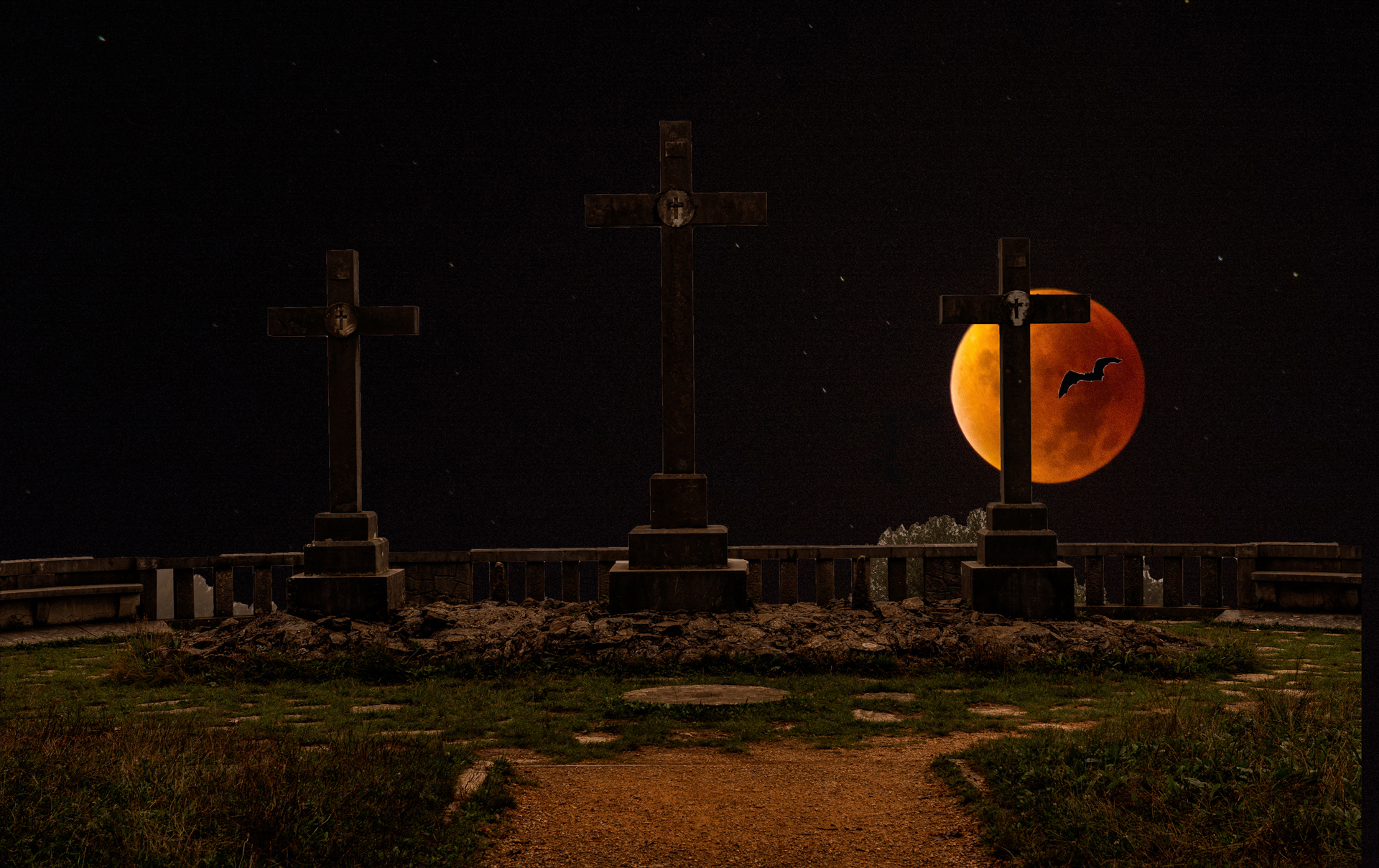 Blutmond auf den Azoren mit Kreuzen