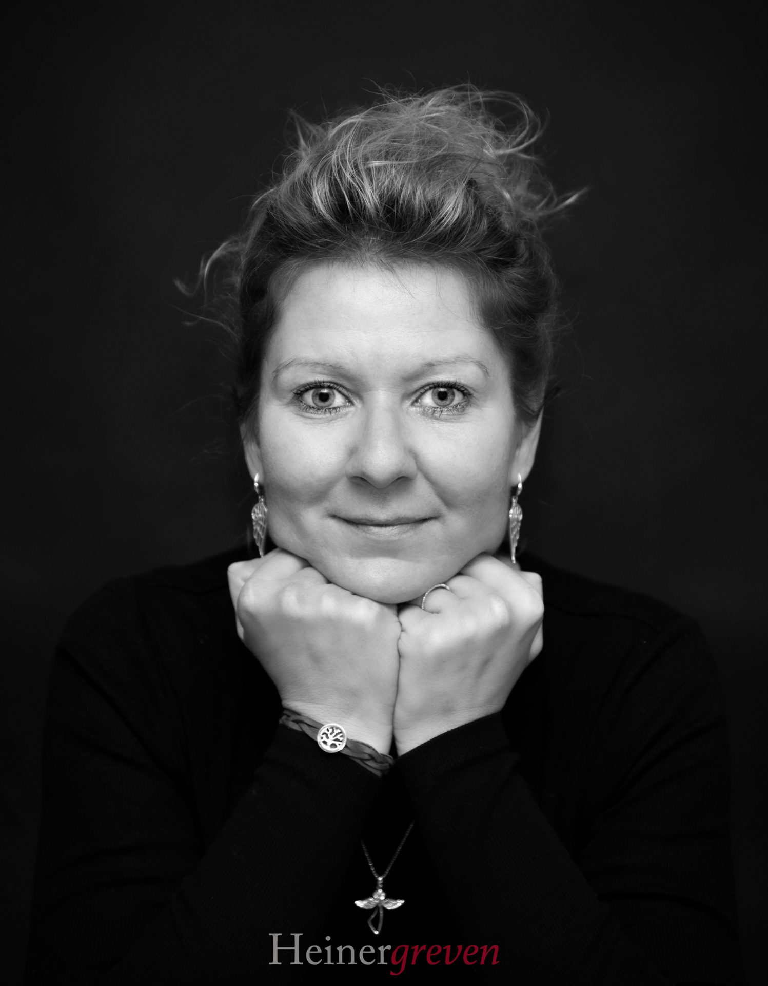 Frau Schwarz-Weiß