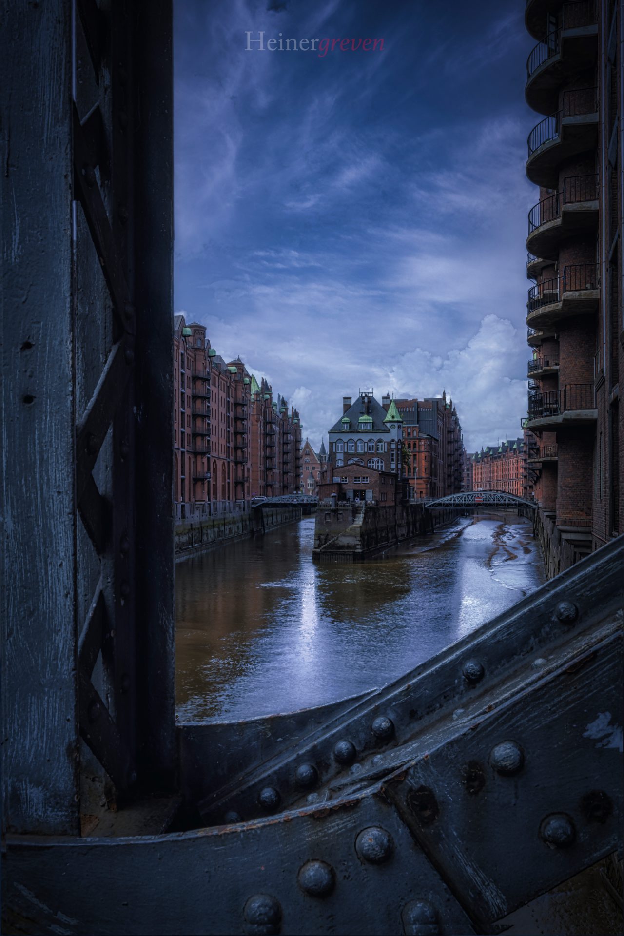 Wasserschloss-Hamburg-Speicherstadt