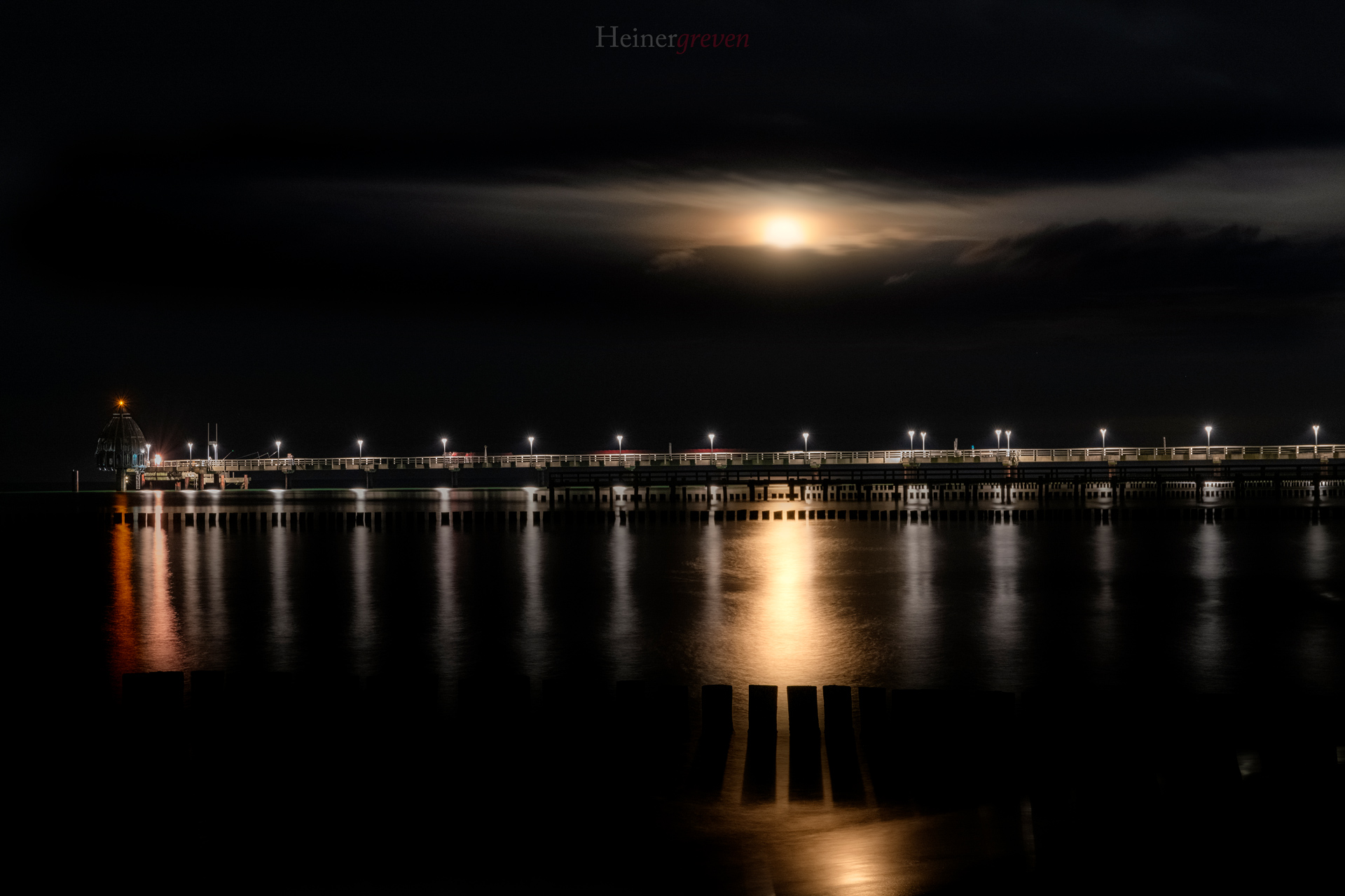 Zingst Brücke bei Nacht